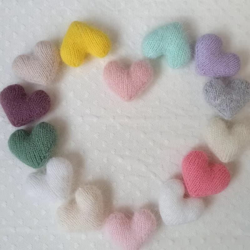2023 Handmade heart-shaped jewelry for newborn photography props, blurred photo props
