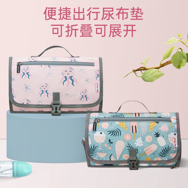 Portable Waterproof Diaper Changing Mat Foldable Storage Bag for Baby Outings Moisture Barrier Baby Folding Storage Bag Waterproof