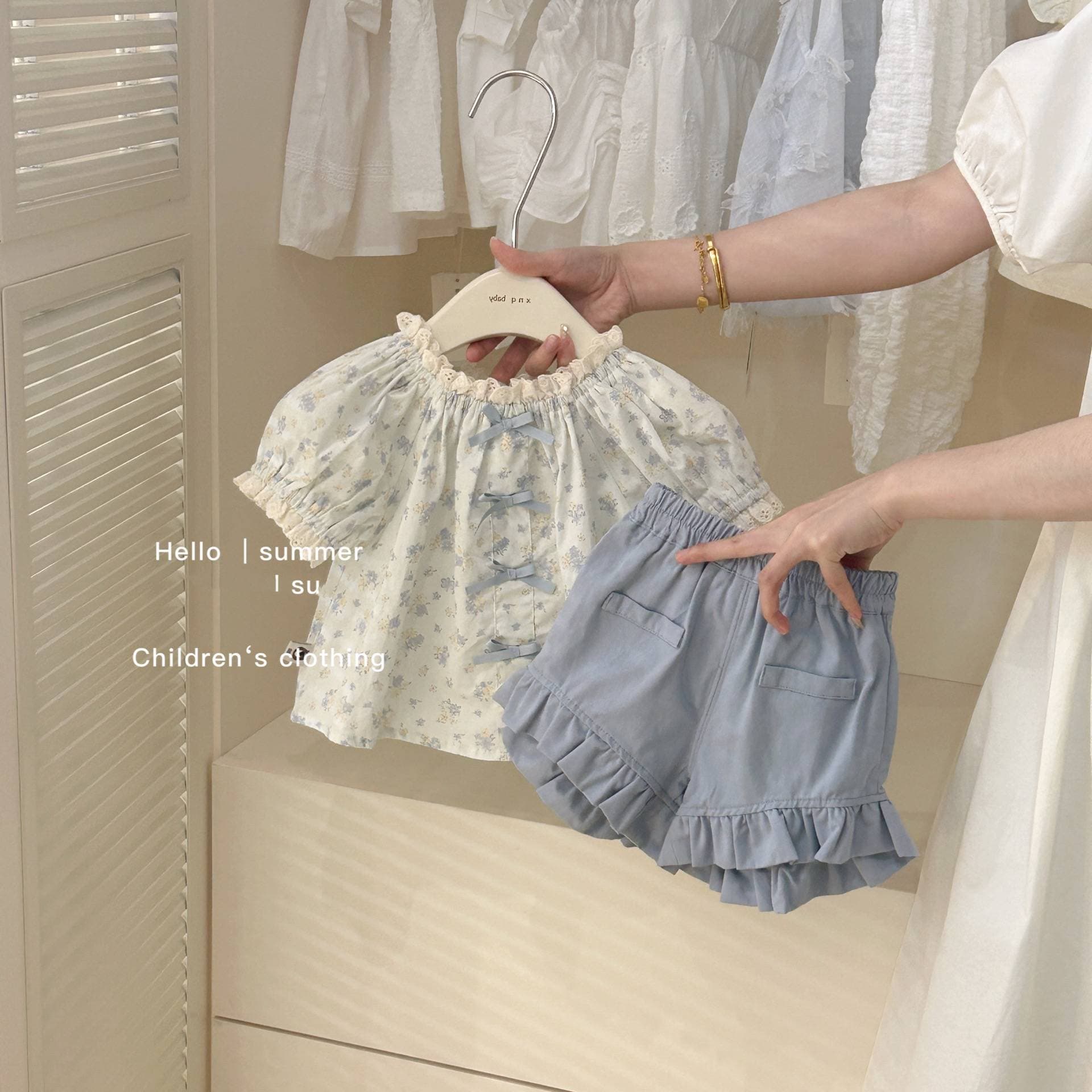 Tianxiaosi children's lace doll shirt new baby girl summer short-sleeved floral top fashionable small shirt two-piece set