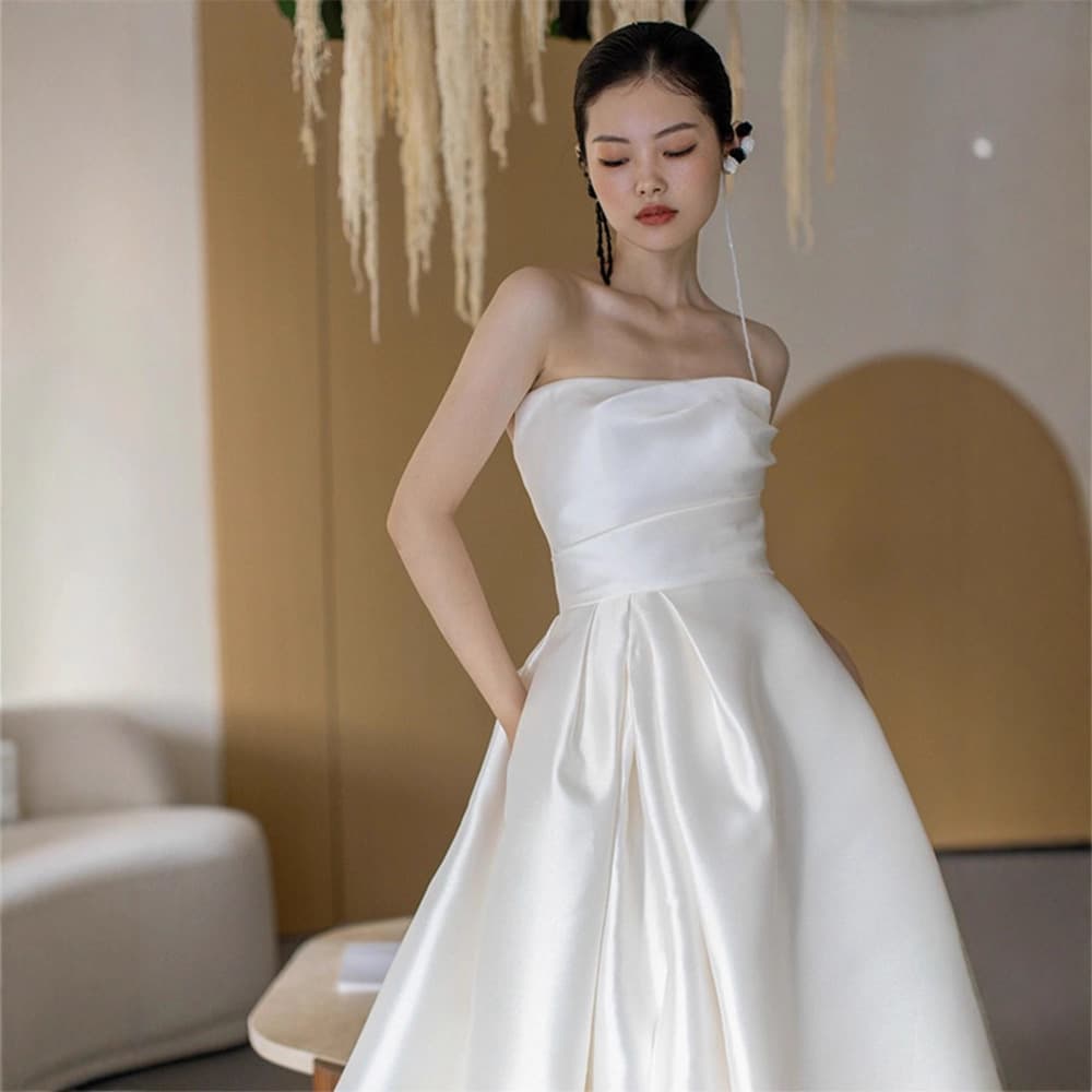 French Strapless Light Wedding Dress Bride Texture Train Runaway Princess Gown Simple Satin Reception Travel Photography Going-Away Dress