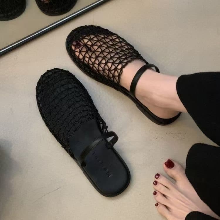 New Woven Hollow Casual Korean Style Closed-Toe Sandals with Beach Style One-Strap Mesh Design for Summer