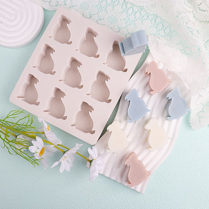 Fondant 9 cartoon rabbit rice cake silicone mold animal mooncake shape pinch Le plaster soap baking mold