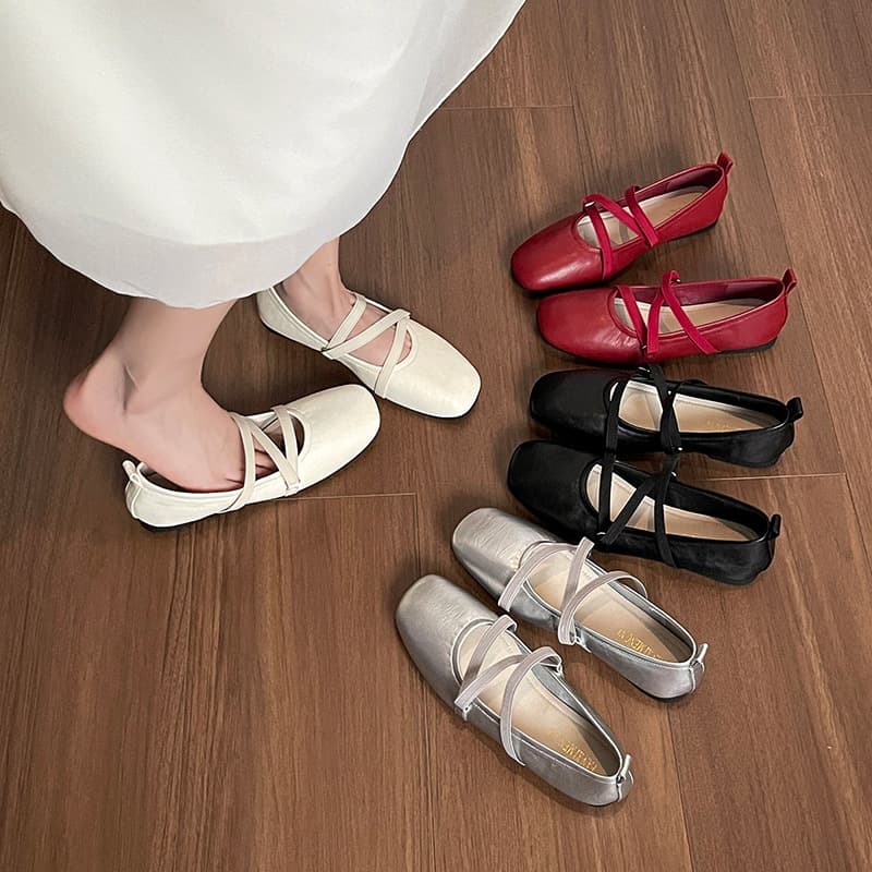 966-2 Spring French-Style Beautiful Red Flats for Women, Suitable for Dresses, Elegant Flat Ballet Shoes for Women