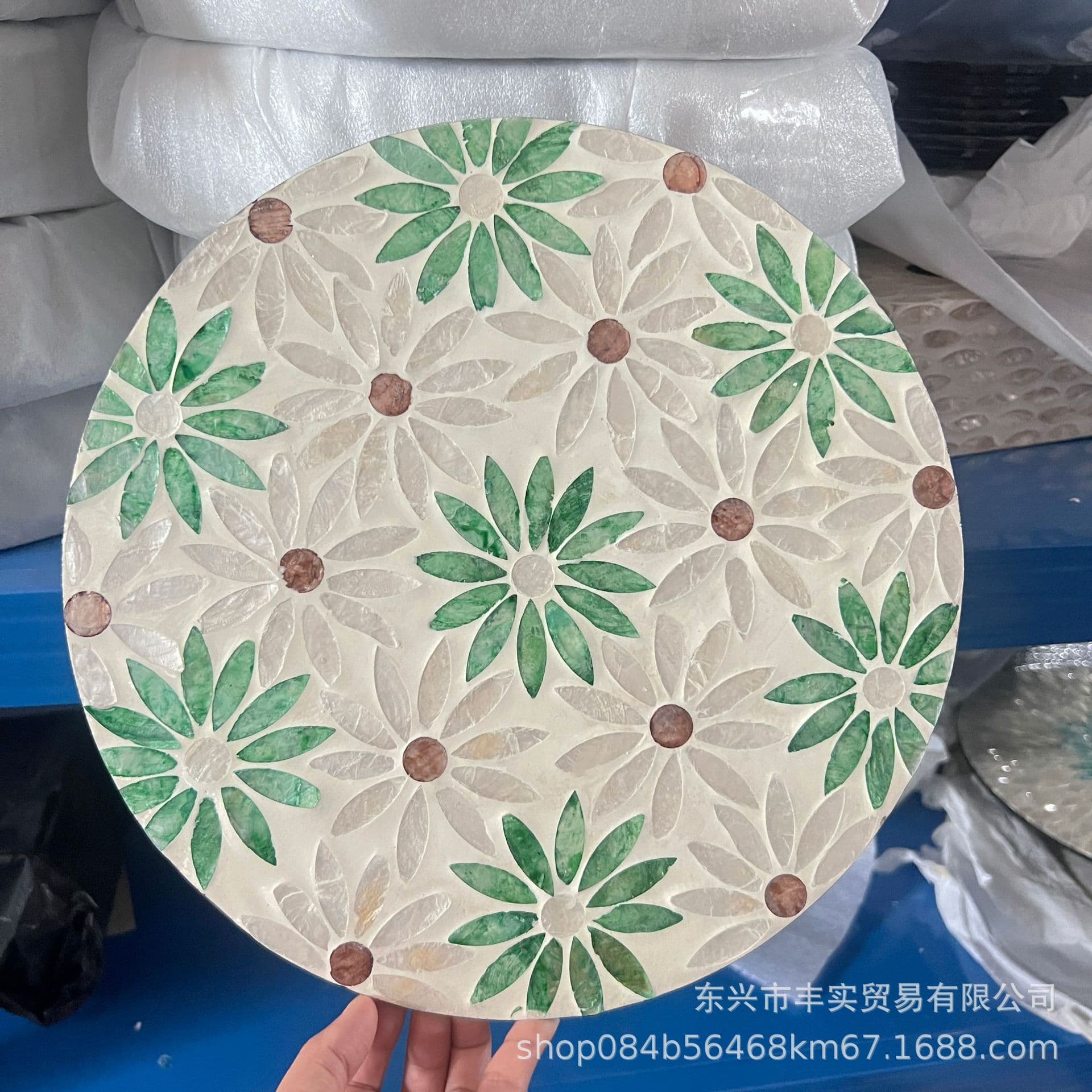 Luxury Shell Placemat Handcrafted Colorful Shell Decorative Plate Coaster Creative Round Mat Heat-Resistant Dining Mat Photo Prop