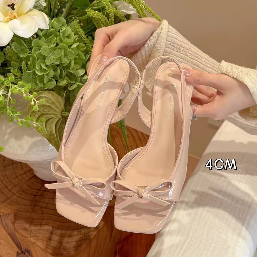 Fairy Wind Wave Point Open-Toe Sandals for Women, New Summer 2026, Gentle Bowknot French Style Stunning Roman Shoes