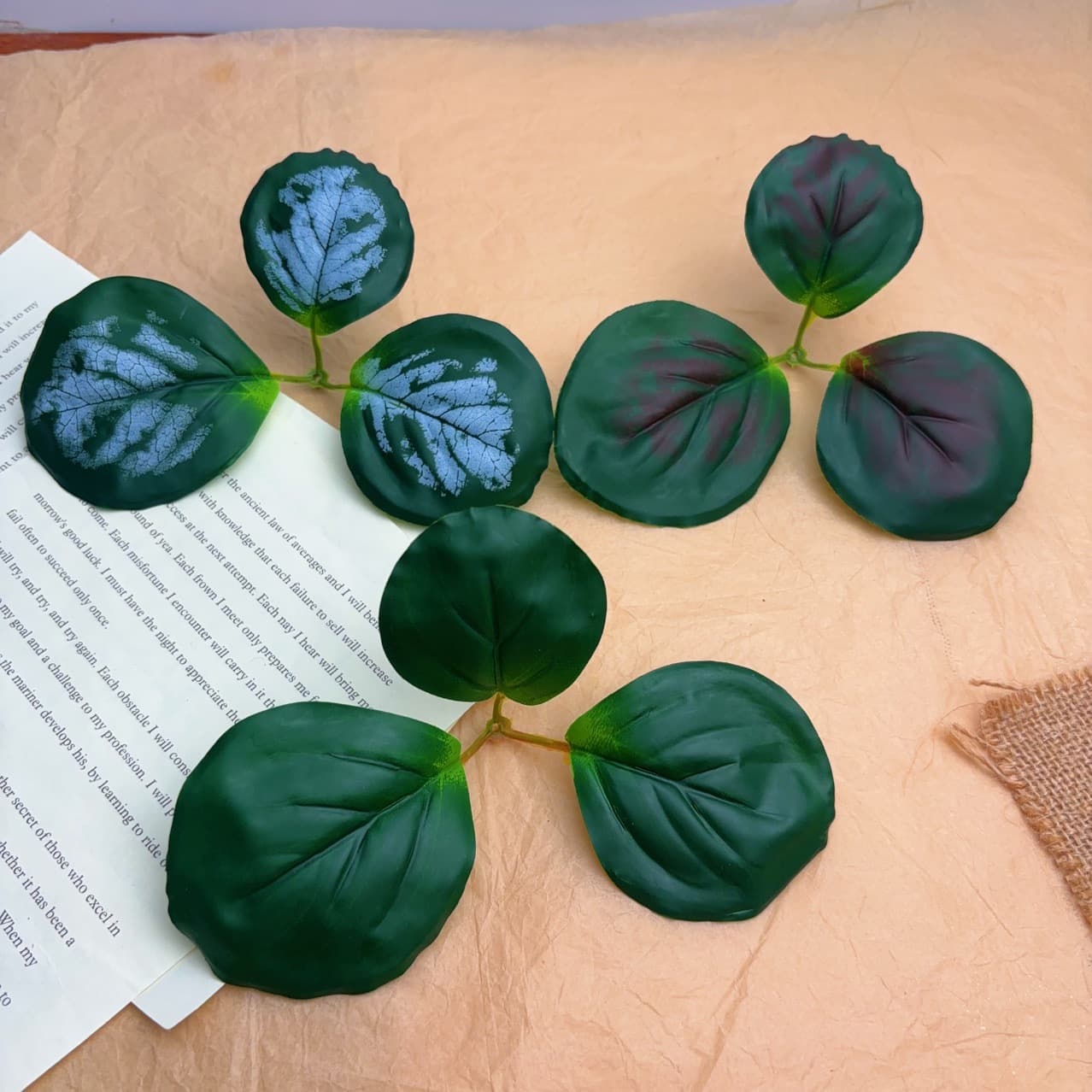 14*10.5cm Simulated Bodhi Leaf Artificial Green Plant Bonsai for Home and Wedding Decoration, Artificial Decorative Plant Wall