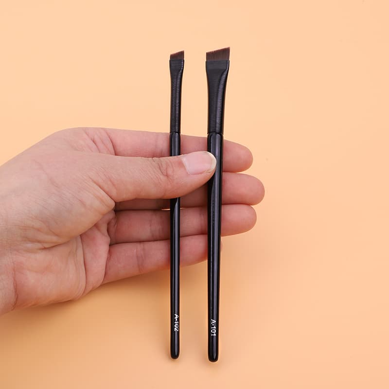 Cangzhou Wang Feifei Same Style Blade Eyebrow Brush Blade Eyeliner Brush A102 Makeup Brush Detail Eyebrow Powder Brush Fine Angled