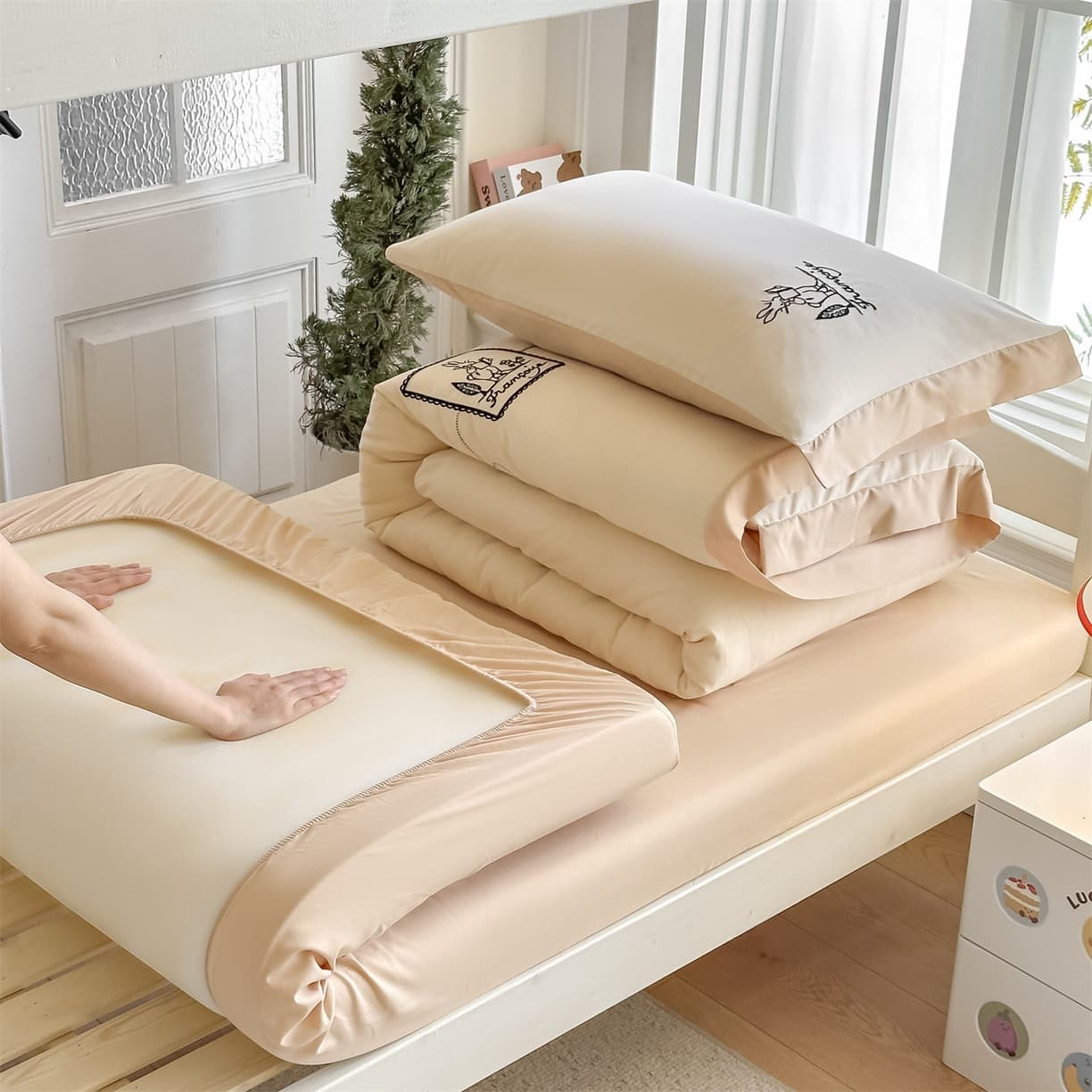 2026 New Arrival Washed Skin-Friendly Cotton Embroidered 3-Piece Set Student 3-Piece Set Ink Language Series Student Dormitory 3-Piece Set