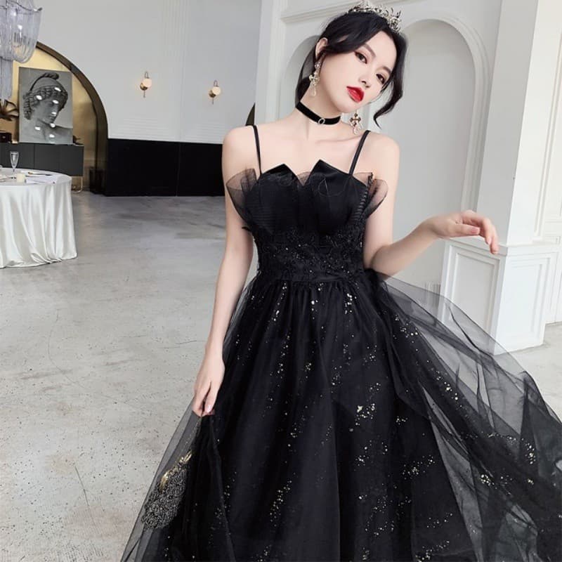 2026 New Black Evening Gown Banquet Elegant Adult Long Spaghetti Strap Dress Women Fairy Sense Dress