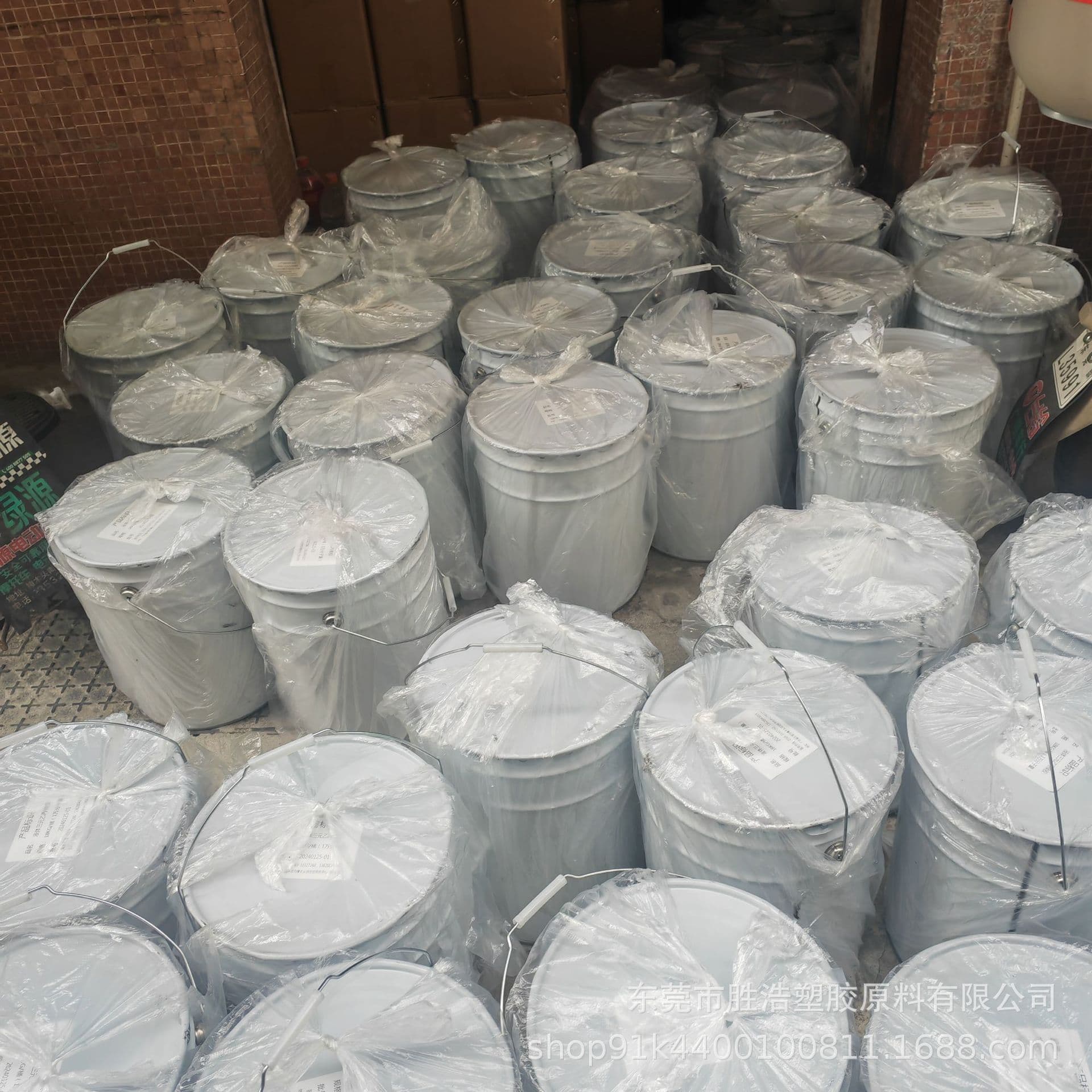 Edge adhesive, wire insulation compound, 10,000 molecular weight LBR liquid butadiene rubber, cold-resistant, low heat generation
