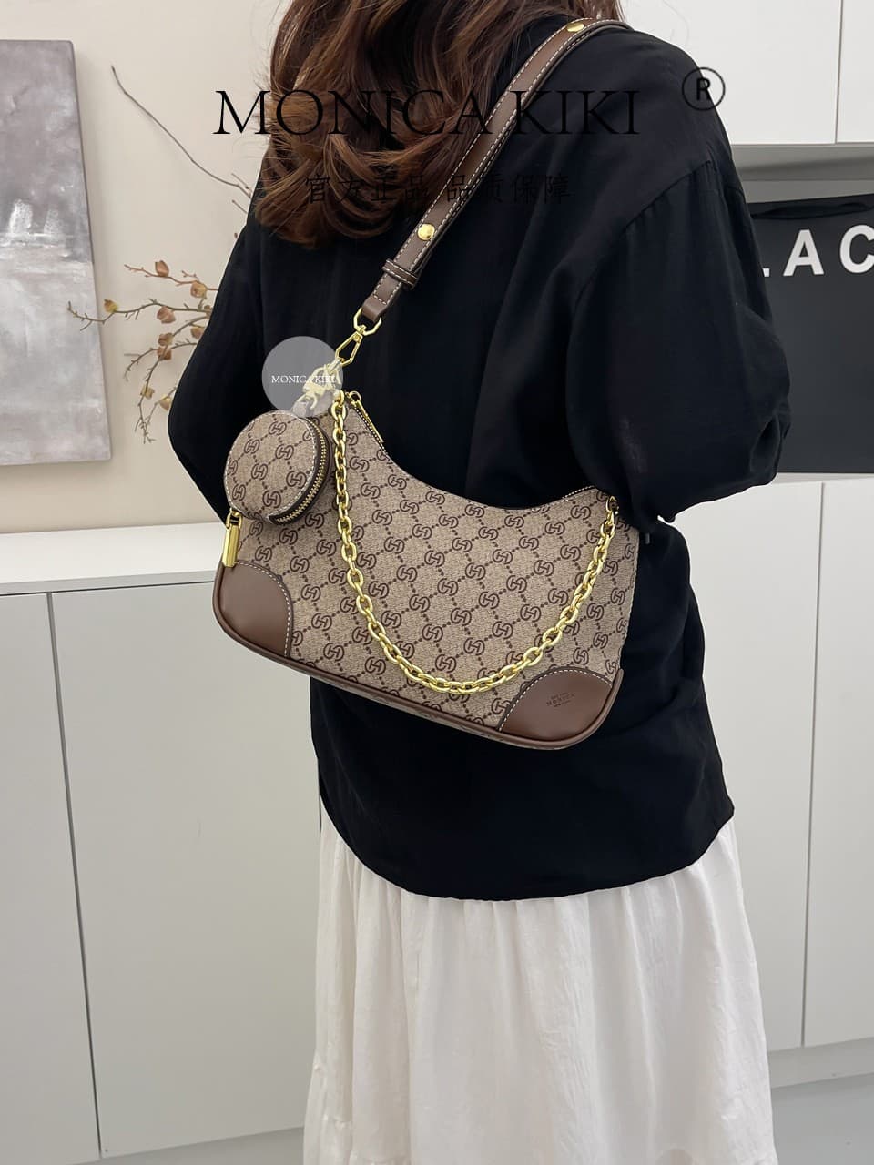 Premium European Vintage Jacquard Contrast Letter Shoulder Bag 2026 New Style for Friends Shopping
