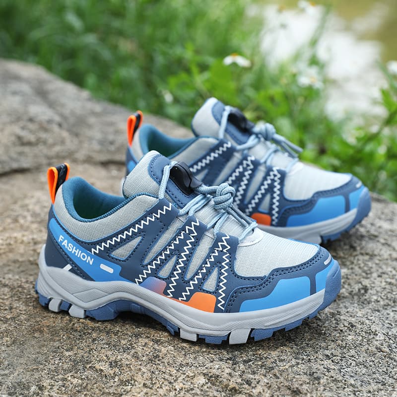 Boys Hiking Shoes 2024 Salomon Style Kids Outdoor Sports Shoes Soft Sole Anti-Slip for Middle and Older Children Wholesale