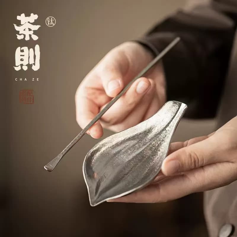 Xunhuotang pure titanium tea tea set two-piece tea spoon teaspoon Kung Fu tea set tea divider tea waker tea ceremony accessories