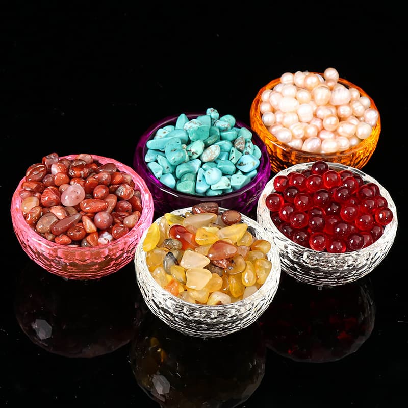 Buddhist Seven Gemstone Natural Crystal Mandala Offering Plate, containing offerings of seven treasures and eight offerings, a mixed collection of Buddhist gemstones, 1 jin (approximately 500 grams).