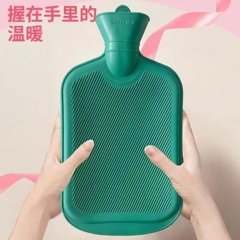 Hot water bottle Shanghai thickened explosion-proof flushing quilt water-filled old-fashioned rubber hot water bottle hot compress leak-proof stopper cross-border