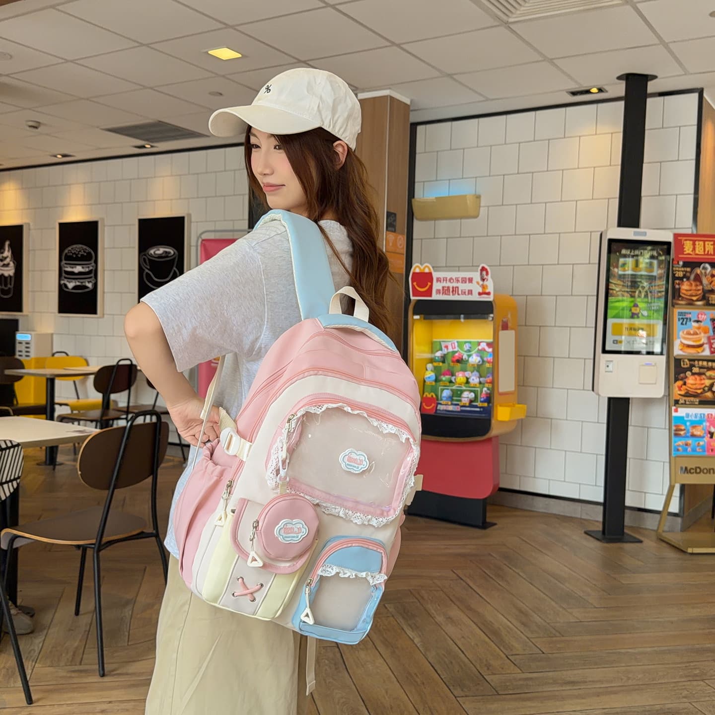 High-looking dopamine sweet contrasting color small fresh girl backpack college style junior high school student backpack