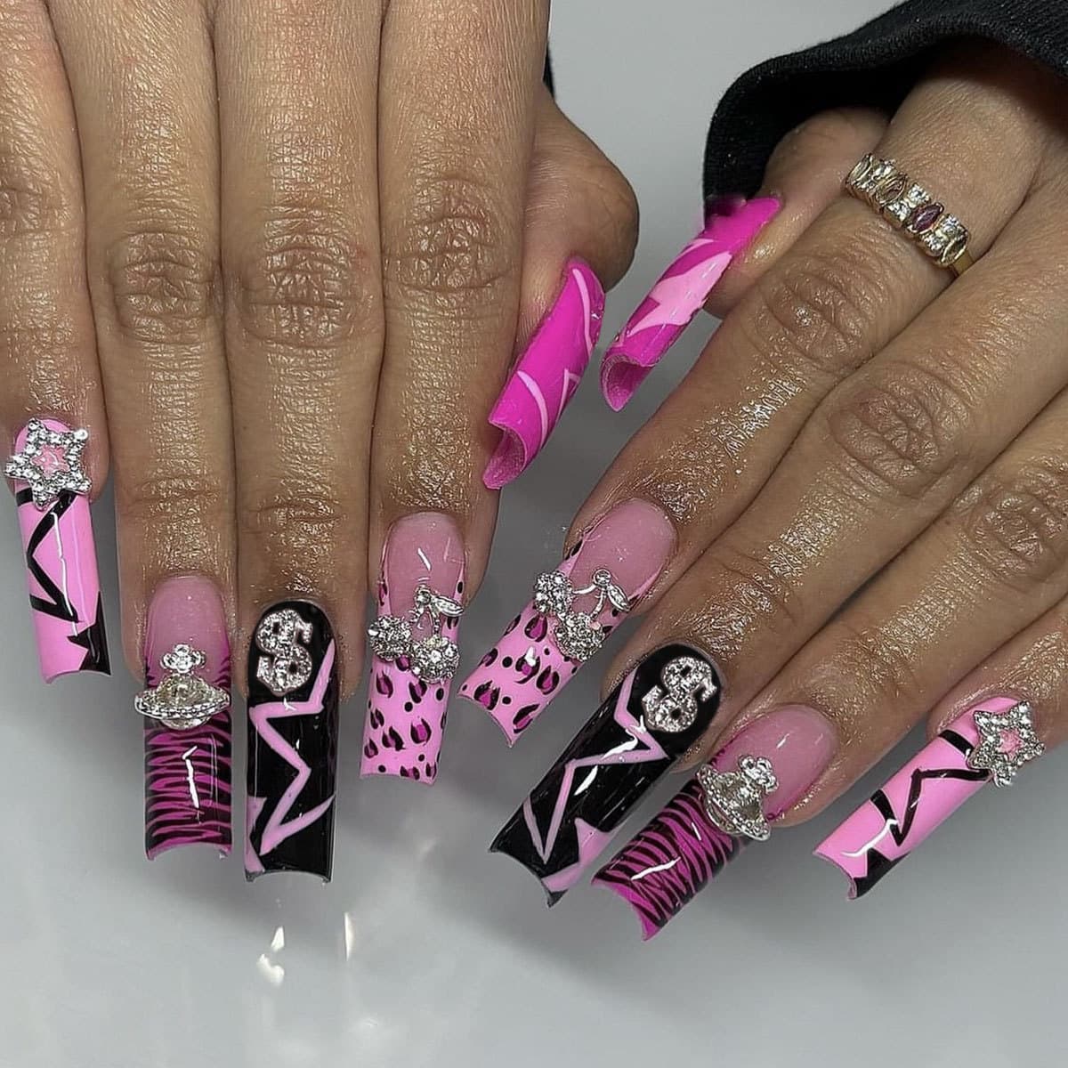 European and American Wearable Nail Tips Y2K Long Coffin French Sharp Leopard Print Star Alloy Cherry Decoration False Nails