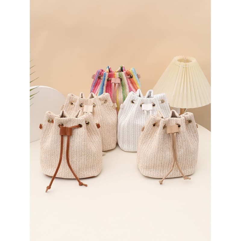 Cross-Border Women's Bags 2025 Spring New Korean Fashion Straw Woven Stylish Drawstring Crossbody Handbag Bucket Bag Dropshipping