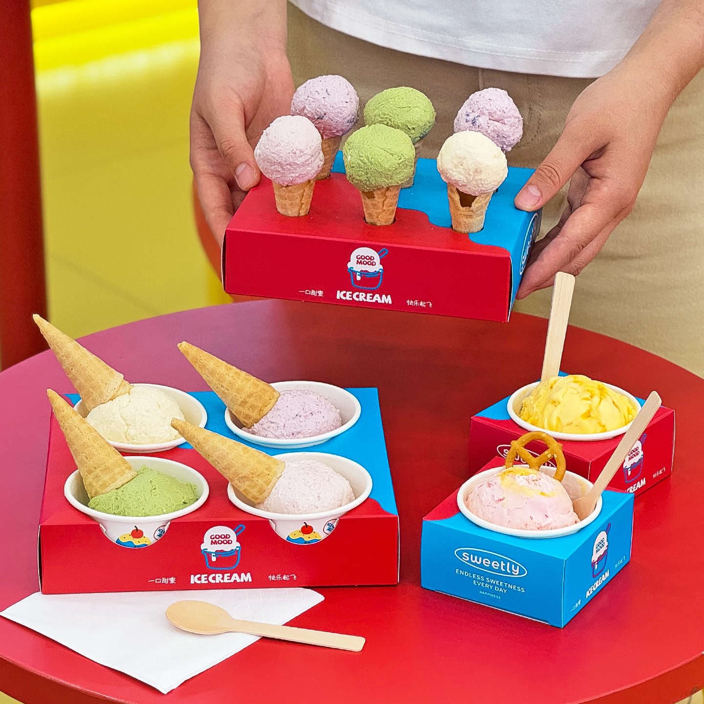 Disposable Ice Cream Cup, Gelato Ice Cream Paper Bowl, Ice Cream Cone Paper Holder, Takeout Packaging Box, Paper Cup Holder