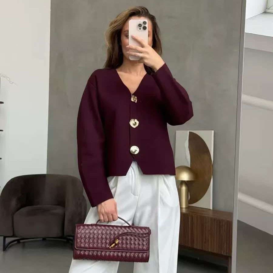 Amazon cross-border high-end short knitted cardigan for women 2026 autumn new slim fit metal button sweater