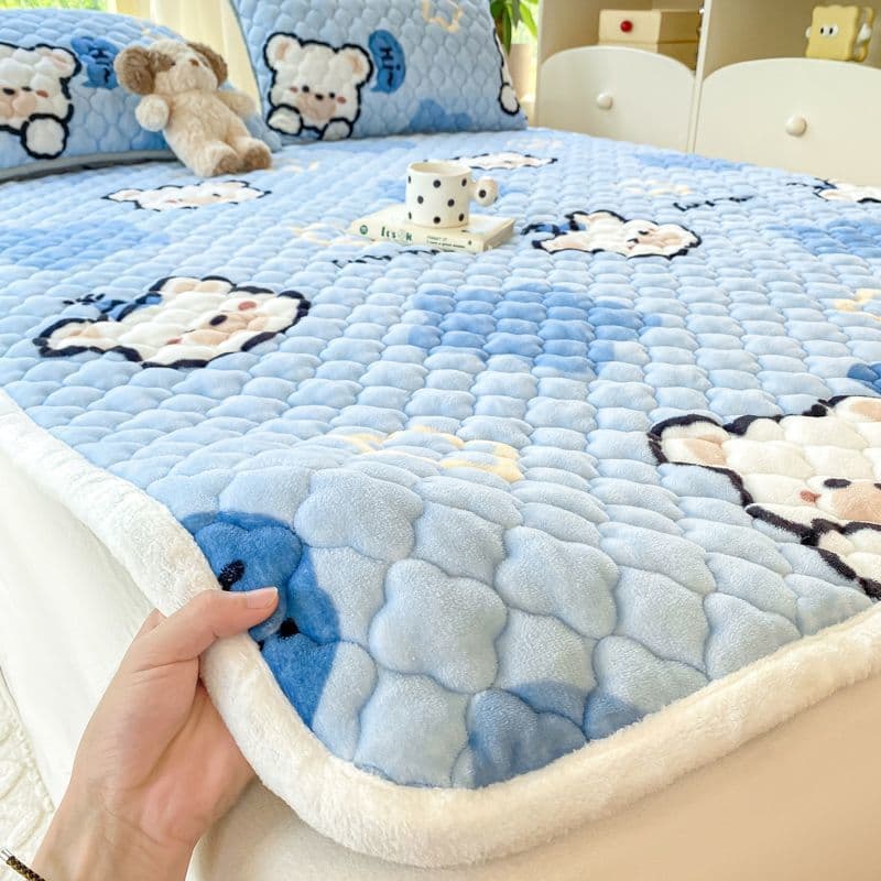 Class A Milk Fleece Thick Mattress Single/Double Student Dorm Coral Fleece Bed Quilt, Flannel Warm Floor Mat