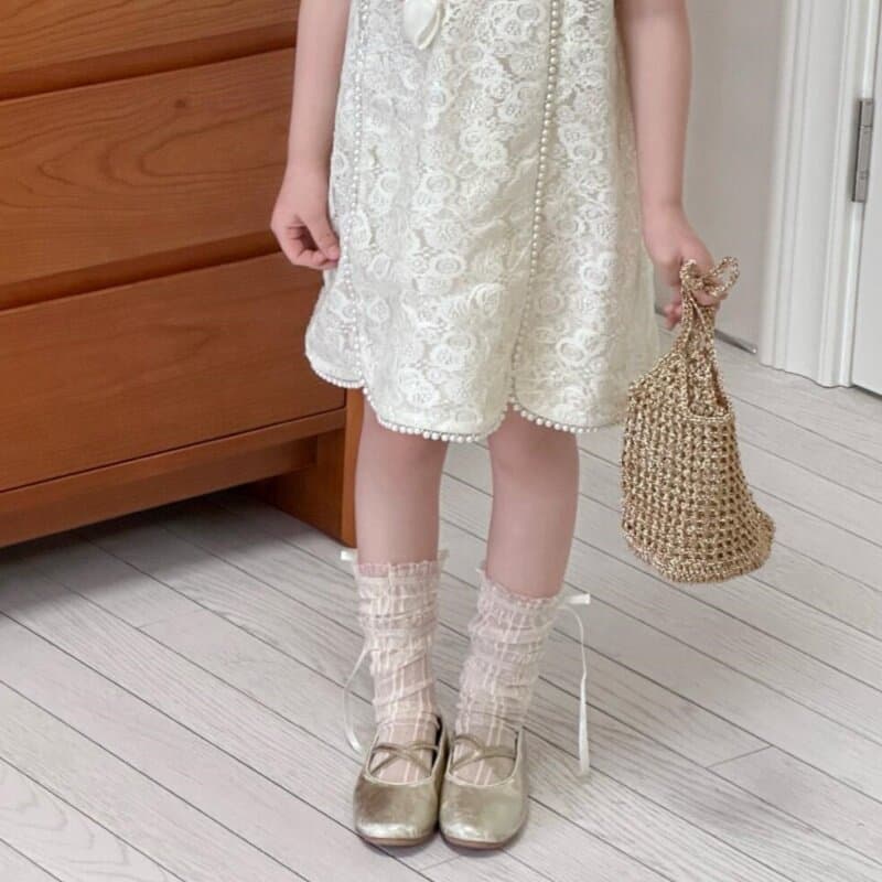 Girls' Lace Mid-Calf Socks, Spring and Summer Thin Style, Stacked Socks, Children's Runway Performance Princess Socks, Korean Style Socks for Older Children