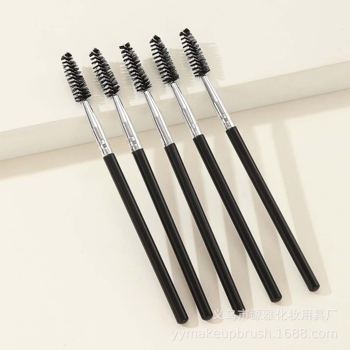 Eyelash Comb Spiral Brush Eyebrow Brush Portable Eyebrow Brush Short Eyelash Curler Brush Single Makeup Brush Double-Ended Makeup Brush