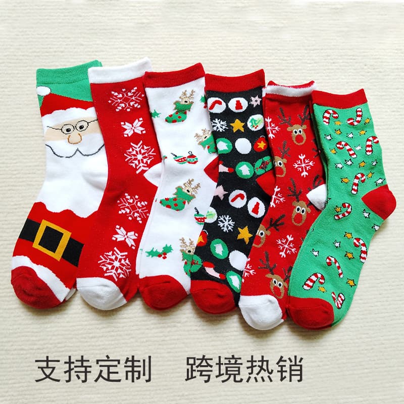 Cross-border Amazon Christmas stockings for women and men, including reindeer, old man, cartoon snowman, Christmas tree, and Christmas decoration mid-calf socks.