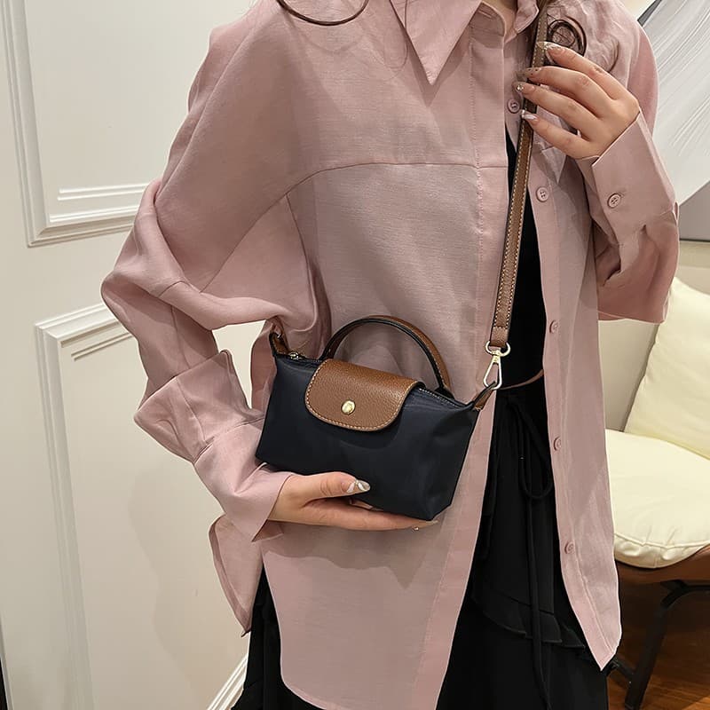 New Cross-border Nylon Bag for Women 2026 Fashion Versatile Crossbody Bag Textured Shoulder Bag Handbag