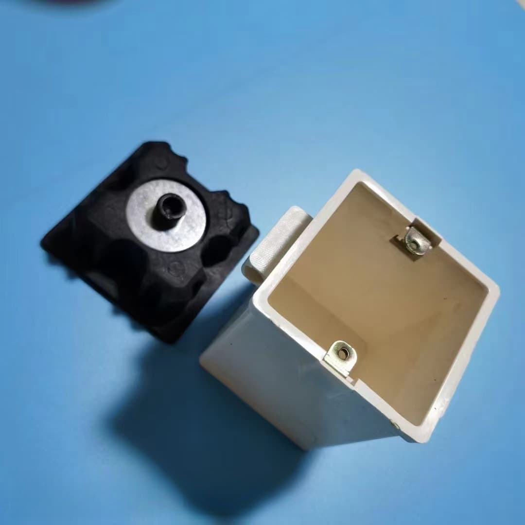 86 junction box fixing magnetic base PC template pre-embedded box positioning magnetic base PVC octagonal prefabricated strong magnetic attraction