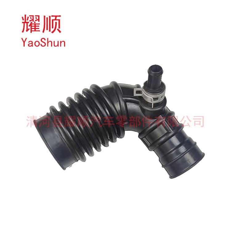 Suitable for Nissan Pickup D22 Engine Air Intake Hose 16578-9S001