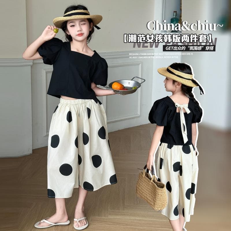 New fashionable casual two-piece set for girls with short sleeves and loose polka dot capris