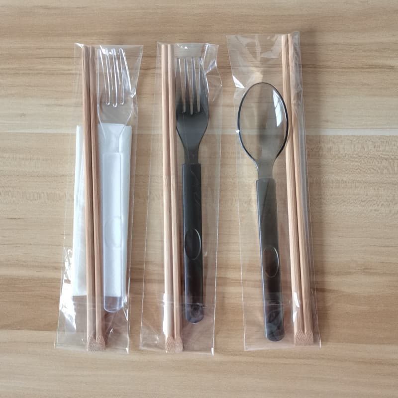 Disposable tableware, chopsticks, three- or four-piece set, fork, spoon, chopsticks, two-piece set with paper towel, take-out meal long-handled spoon