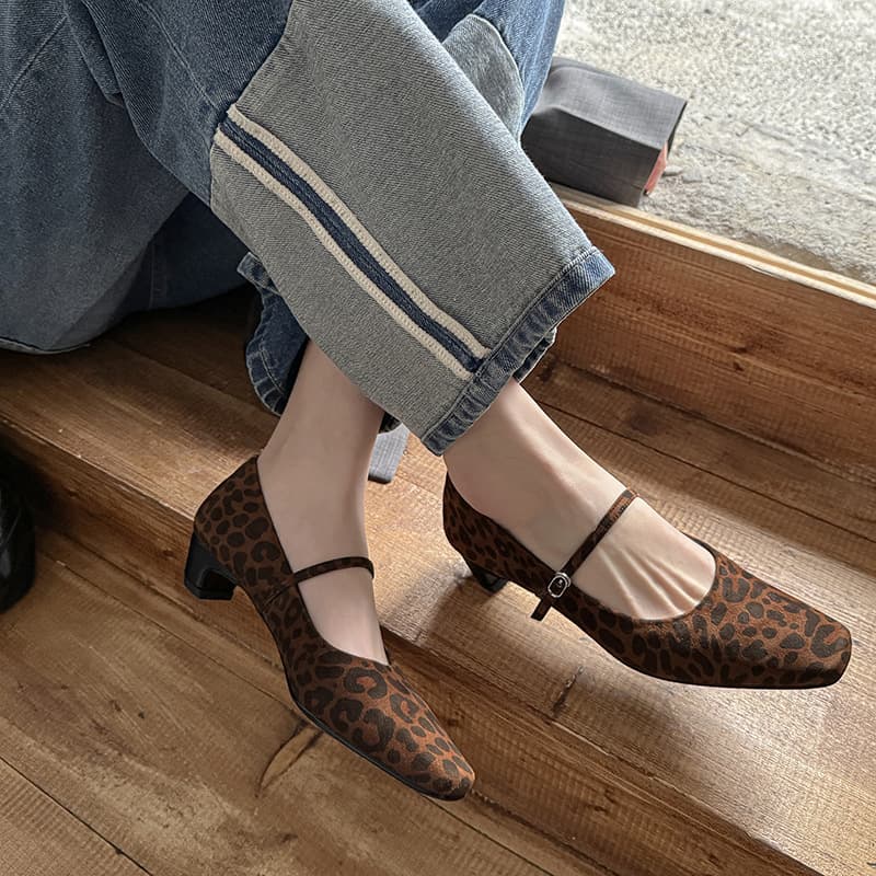 Super soft and non-chafing! Commuter brown lambskin mid-heel Mary Jane women's shoes, versatile low-cut chunky heel leopard print flats