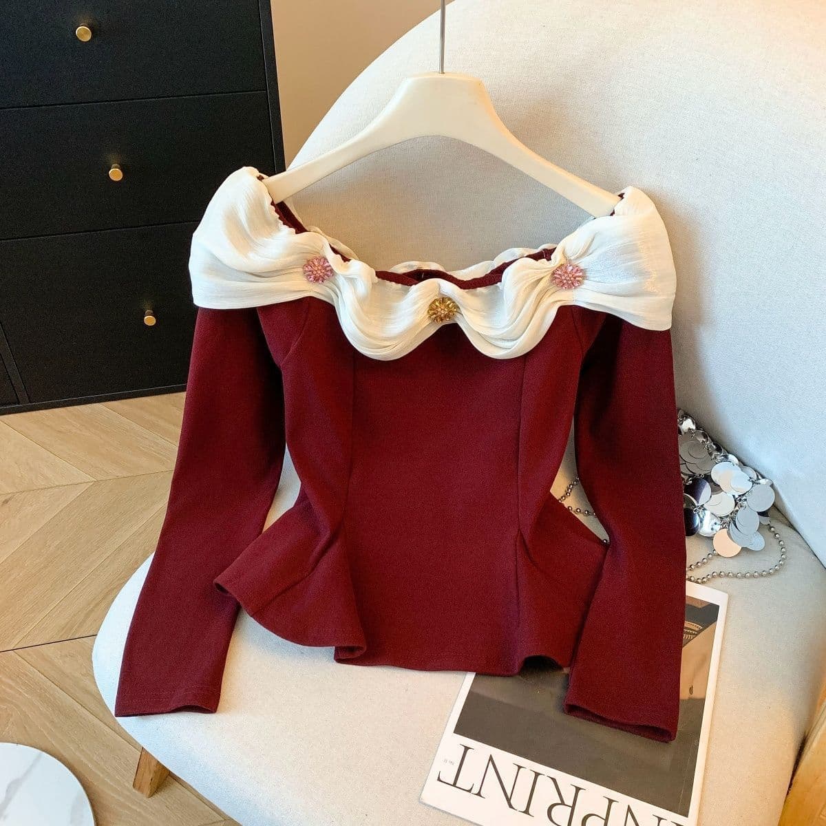 Chanel-style Velour Ruffle Long-Sleeve T-Shirt for Women 2026 Autumn/Winter Pure Desire Off-Shoulder Top Stunning Layering Base