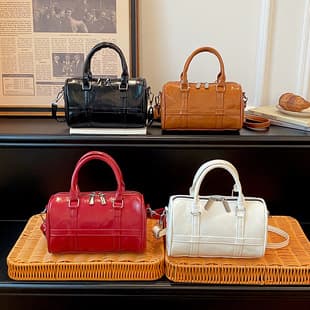 Vintage Bag for Women 2026 Summer New Fashion Simple Shoulder Pillow Bag Casual Fashion Crossbody Bag