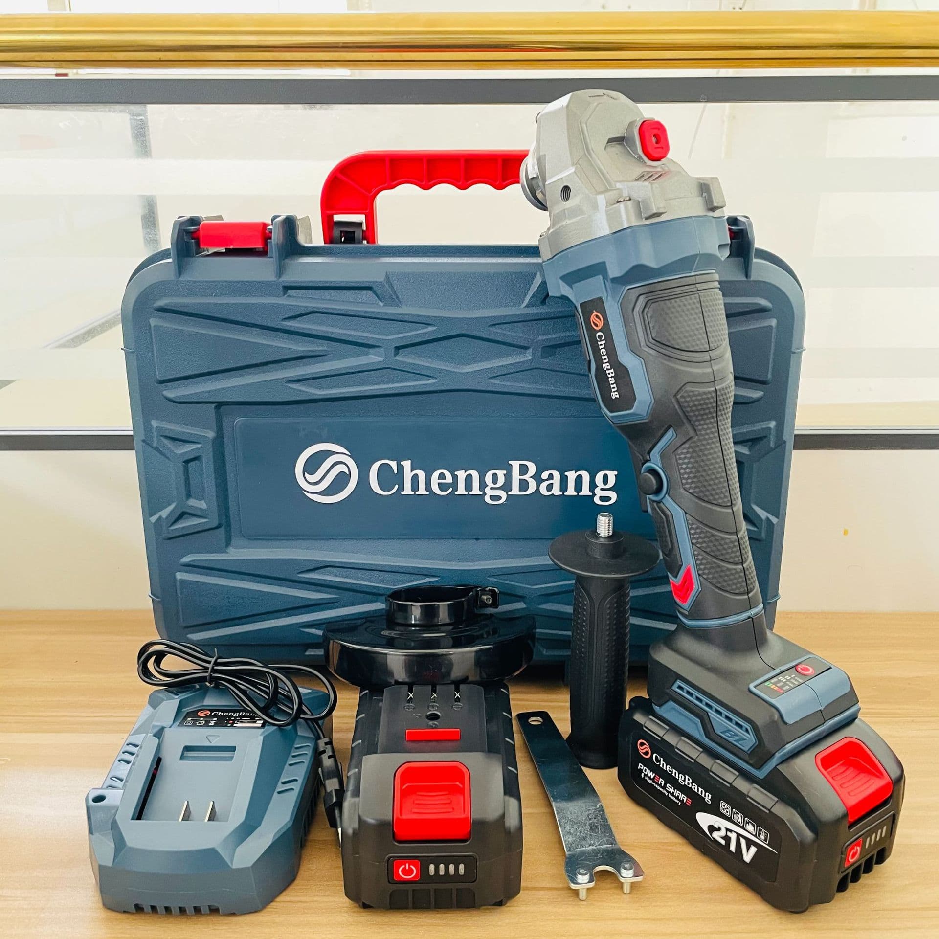 Source factory, CB series excellent export product, lithium battery brushless angle grinder, model A (battery with power display).