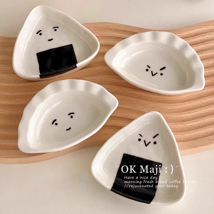 Cute Small Dish Home High-Appearance Condiment Dish Dipping Sauce Dish Creative Dipping Dish Underglaze Color Ceramic Sauce Dish Vinegar Dish