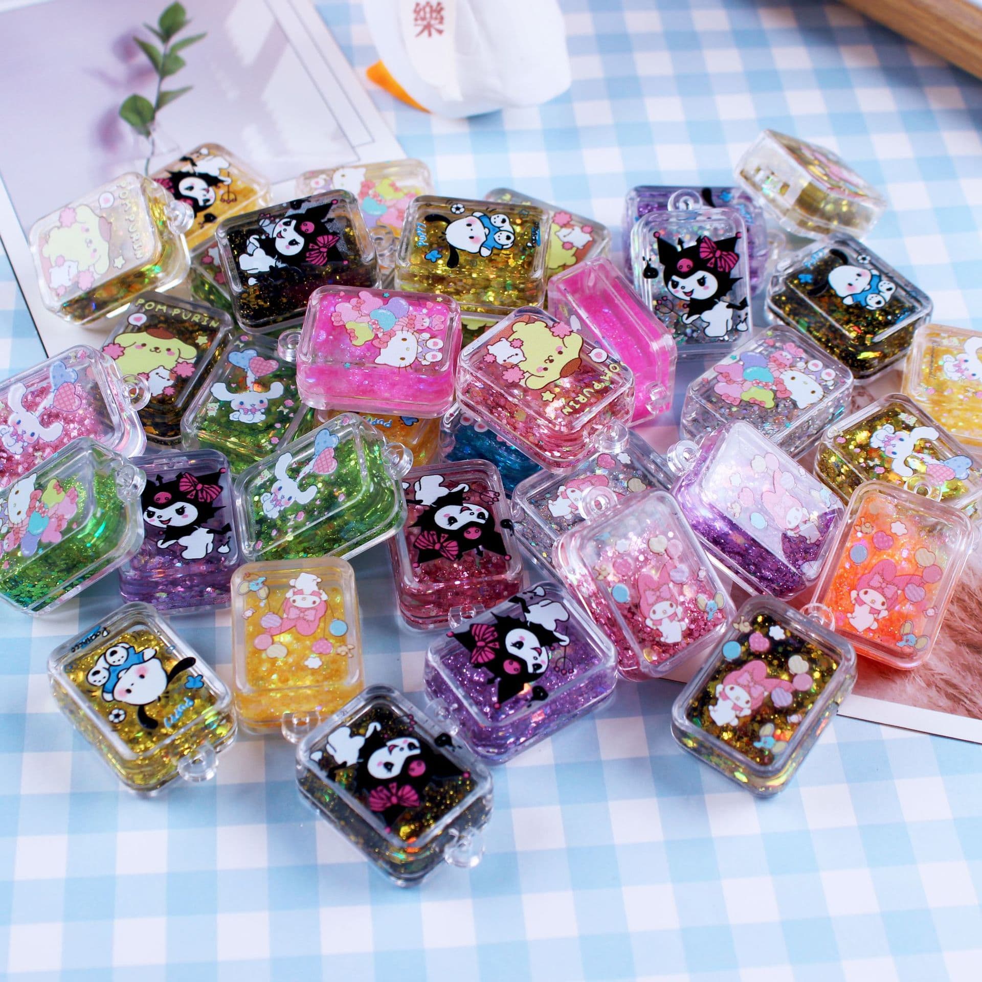 TikTok Viral Mini Liquid Sand Mahjong Oil-filled Liquid Cube Cartoon Keychain Transparent Pendant Acrylic