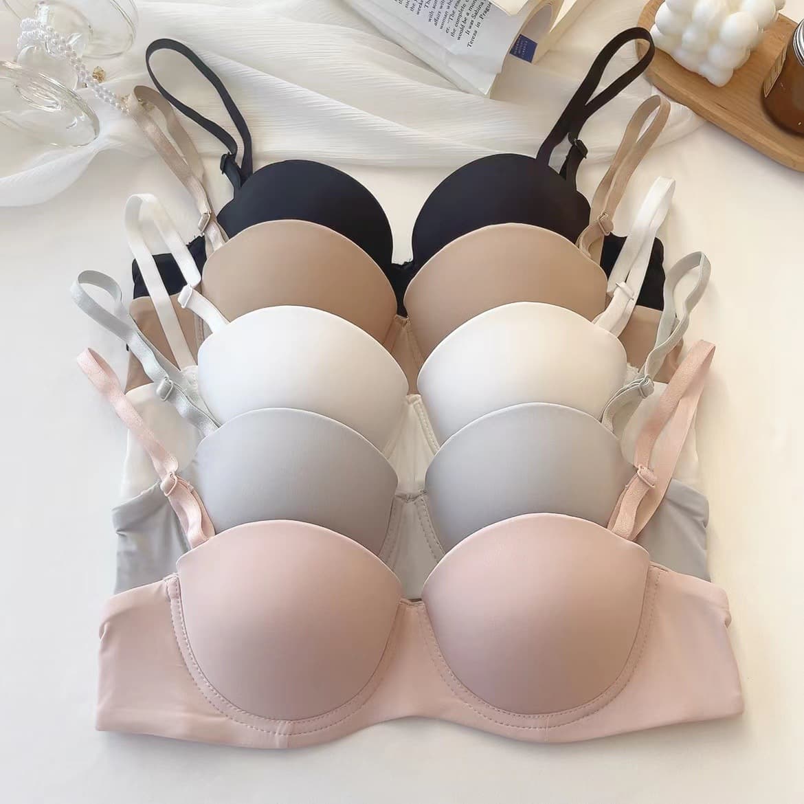 Sexy Gathered Bra Top Thin Bottom Thick Underwear Smooth Soft Steel Ring Bra Small Chest Invisible Thin Style Bra