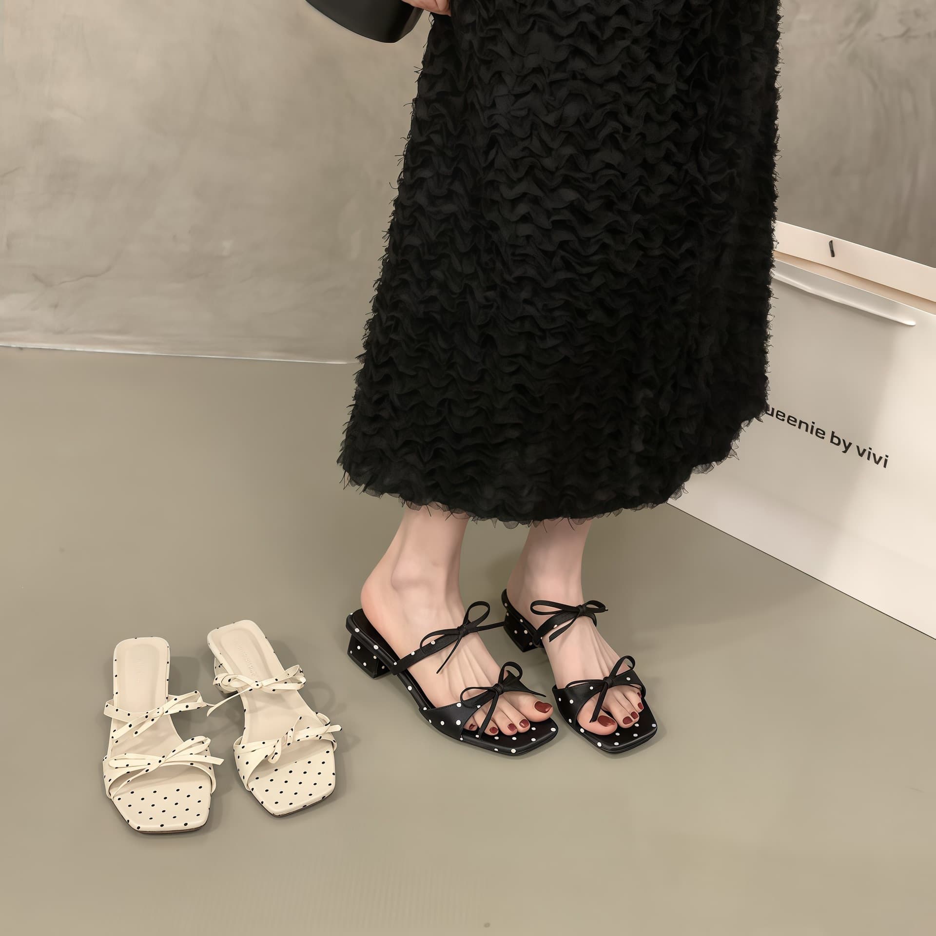 Chuyuji French Style Mid-Heel Elegant Polka Dot Bow Sandals for Women, Suitable for Dresses in Summer 2026