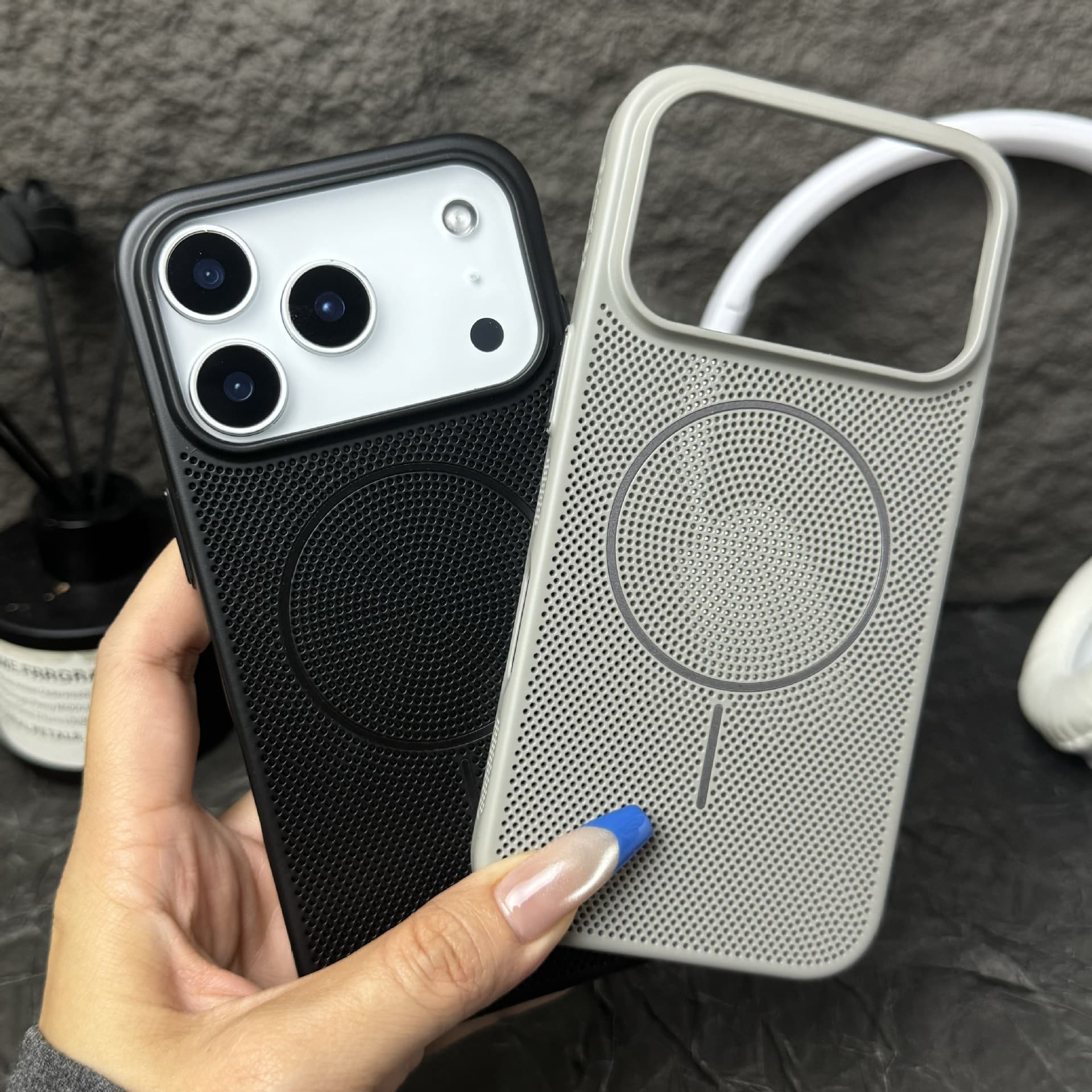 Mesh Heat Dissipation Magnetic Phone Case for Apple 17 Slim Ring, Matte Skin-Feel Drop-Resistant Case for iPhone 16 Pro Max