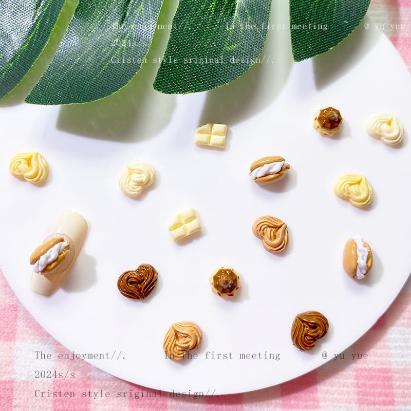 Cartoon Mini Cookie Nail Art Decoration, Cute Simulated Bread Wearable Nail Tips, Nail Sticker Decorations