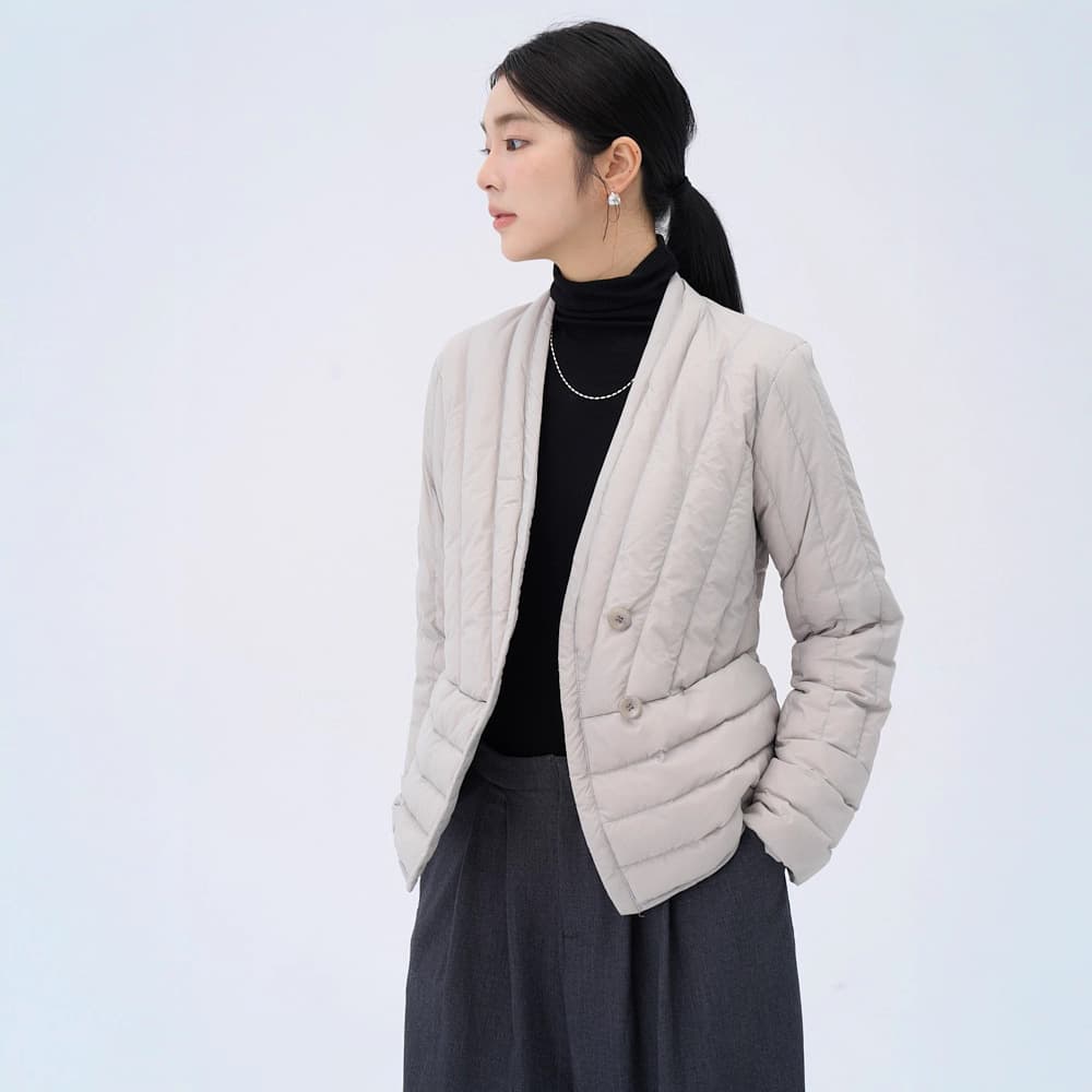 High-End White Duck Down New Lightweight Padded Coat for Women Short Style 2025 Autumn Winter V-Neck Liner Slimming Fashionable Jacket