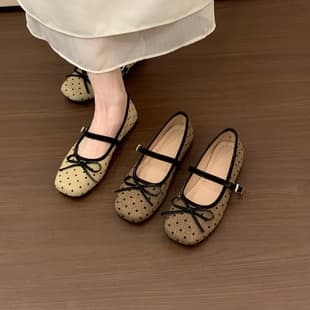French Polka Dot Mary Jane Shoes Women 2026 Summer Flat Bow One-Strap Buckle Non-Tiring Versatile Flats