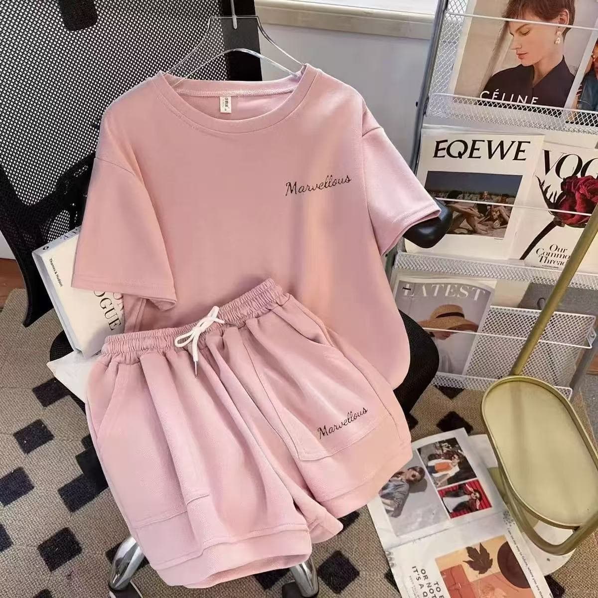 Casual Running Sportswear Set for Women, Summer Korean Version Loose Skin-Brightening Stylish Short Sleeve Shorts Student Two-Piece Set Trendy