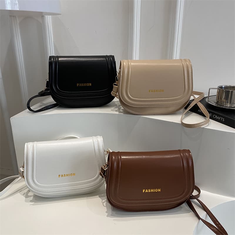 Korean Style Minimalist Fashion Casual Shoulder Bag for Women 2025 Winter New Vintage Hong Kong Style Small Square Bag