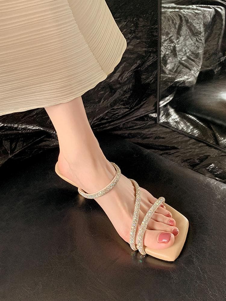 2024 Summer New Fairy Style High-End Fashion Versatile Mid-Heel Sandals Trendy Pairing with Dresses Open-Toe Slippers for Outdoor Wear