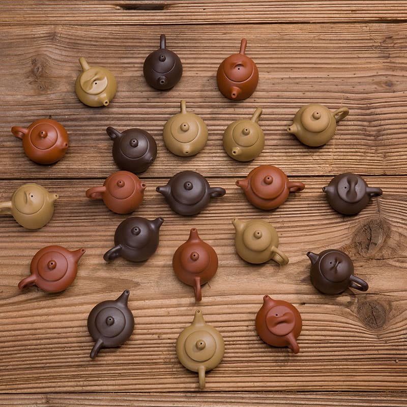 Mini Purple Sand Small Teapot, Raisable and Playable Pocket Fingertip Teapot, Teapet Small Xishi Handle Pot, Kung Fu Tea Set Ornament