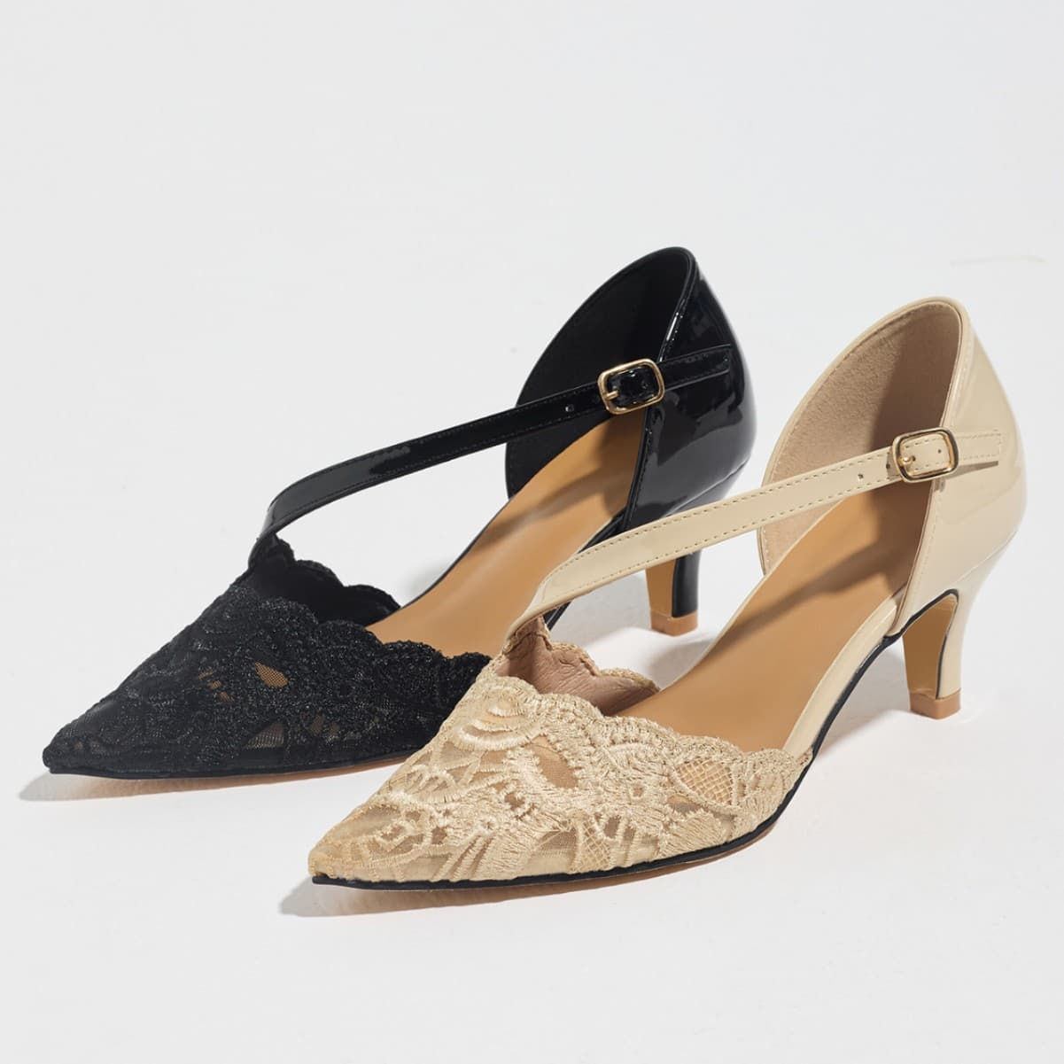 2026 New Women's Cross-Border Trade Plus Size Lace Patch Hollow Fairy Style French Shallow High Heel Shoes.